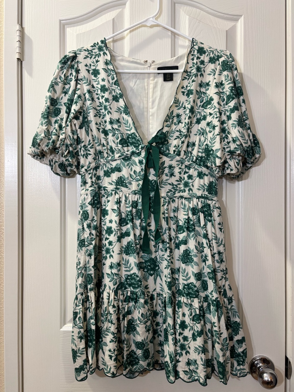 House of Harlow 1960 Green Floral Tie Front Mini Dress